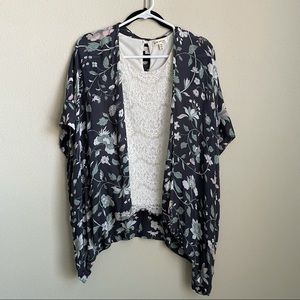 LOFT Floral Kimono